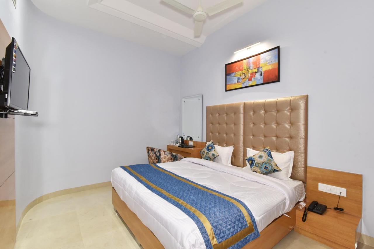 Hotel Vacation Inn Amritszár Kültér fotó